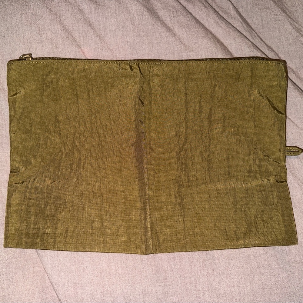 Baggu Go Pouch (1 only)